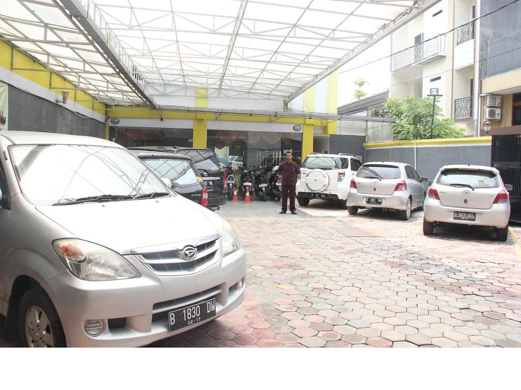 Hotel Rovi Boutique Jakarta Exterior photo