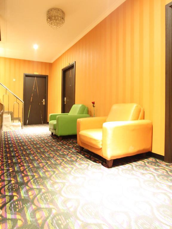 Hotel Rovi Boutique Jakarta Exterior photo